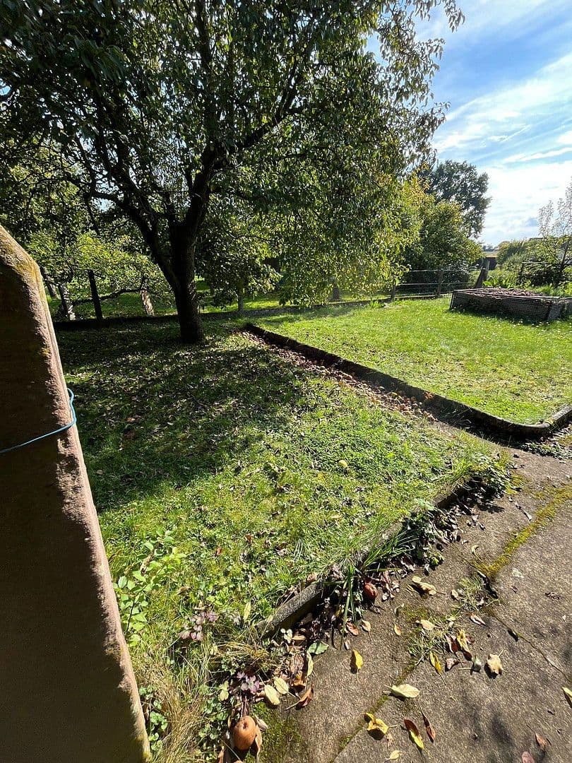 Predaj domu 119 m², pozemek 920 m², Kirchhain, Hesensko Predaj domu 119 m², pozemek 920 m², Kirchhain, Hesensko