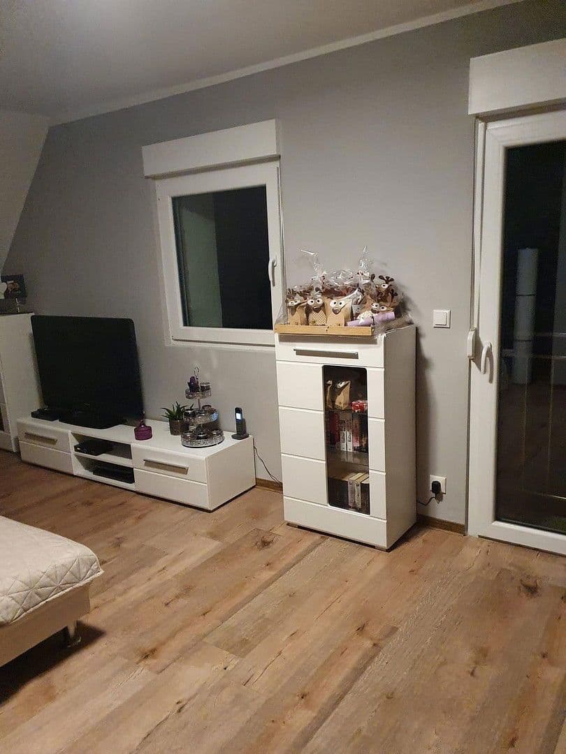 Predaj domu 119 m², pozemek 920 m², Kirchhain, Hesensko Predaj domu 119 m², pozemek 920 m², Kirchhain, Hesensko