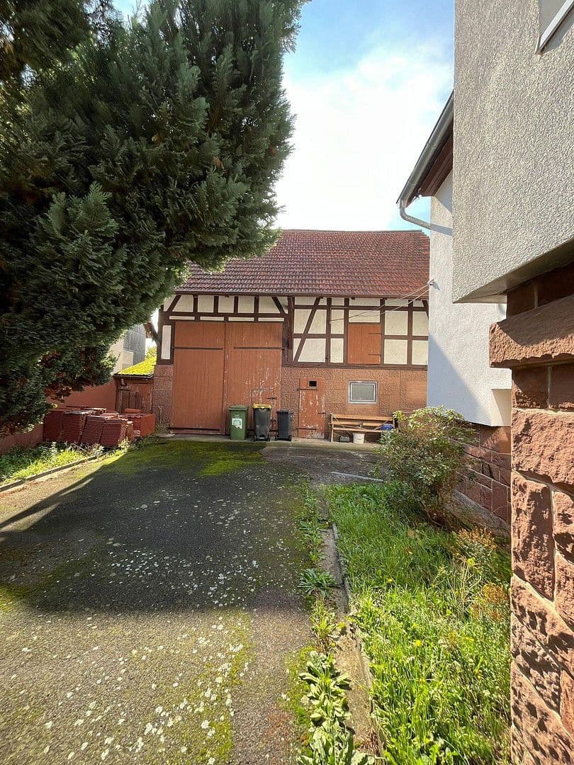 Predaj domu 119 m², pozemek 920 m², Kirchhain, Hesensko Predaj domu 119 m², pozemek 920 m², Kirchhain, Hesensko