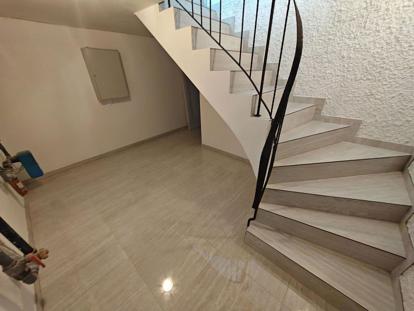 Predaj domu 230 m², pozemek 334 m², Frankenthal, Porýnie-Falcko Predaj domu 230 m², pozemek 334 m², Frankenthal, Porýnie-Falcko