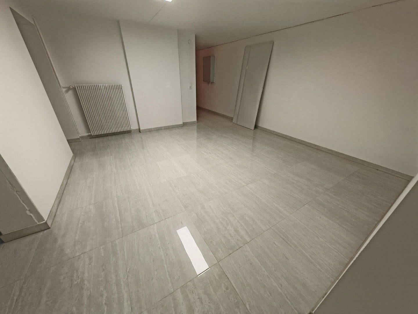 Predaj domu 230 m², pozemek 334 m², Frankenthal, Porýnie-Falcko Predaj domu 230 m², pozemek 334 m², Frankenthal, Porýnie-Falcko