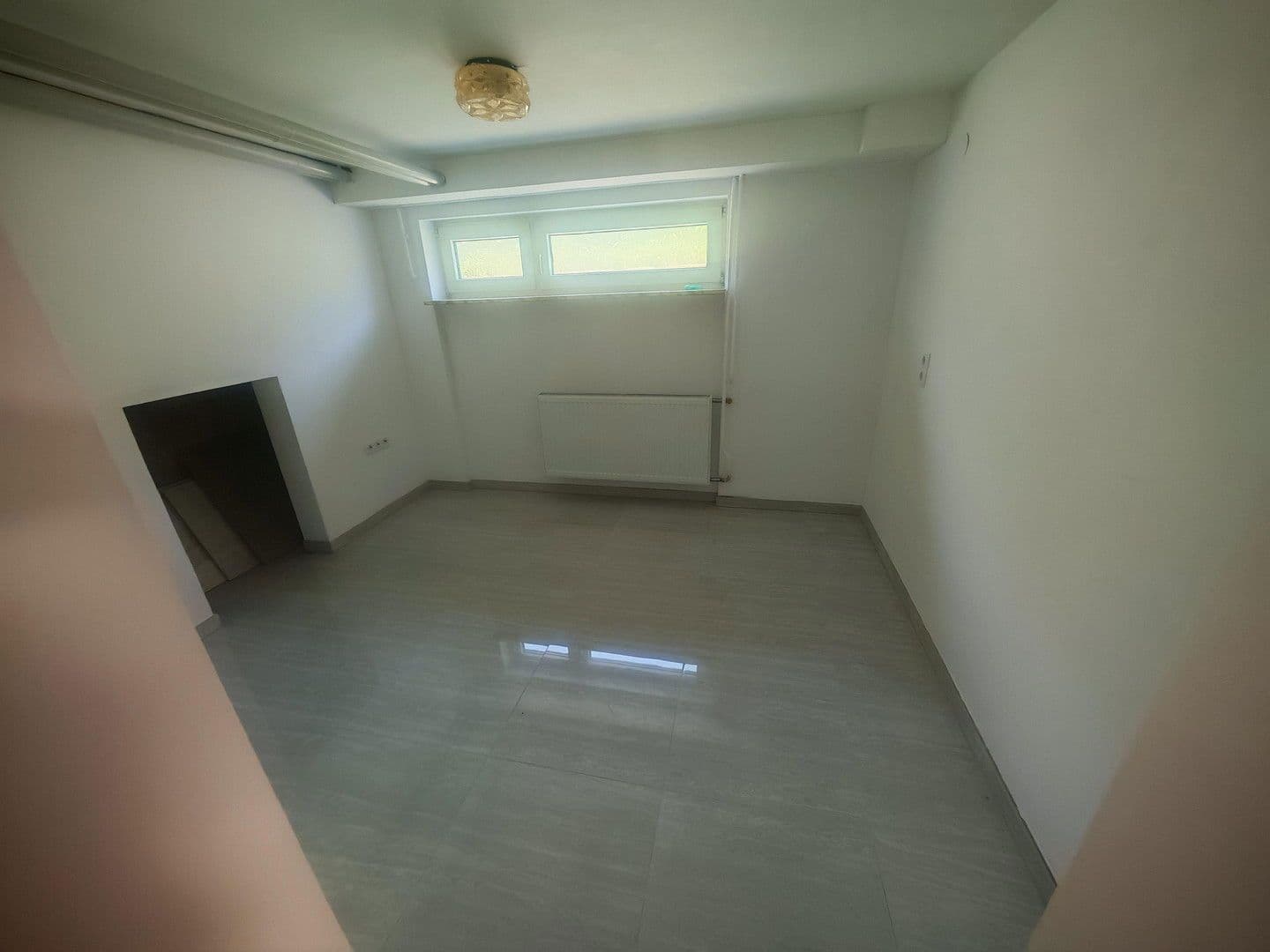 Predaj domu 230 m², pozemek 334 m², Frankenthal, Porýnie-Falcko Predaj domu 230 m², pozemek 334 m², Frankenthal, Porýnie-Falcko