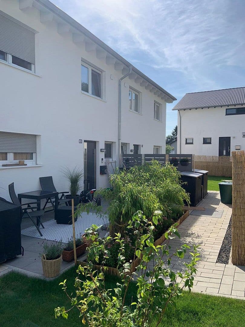 Prenájom domu 145 m², pozemek 250 m², Alte Gärtnerei 24/2, Amstetten, Bádensko-Wurttembersko Prenájom domu 145 m², pozemek 250 m², Alte Gärtnerei 24/2, Amstetten, Bádensko-Wurttembersko