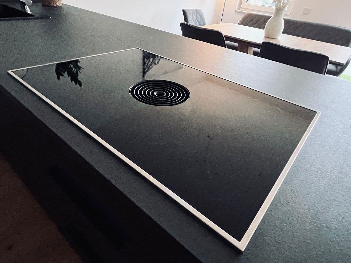 Predaj bytu 3-izbový 111 m², Meisenweg 8, Röttenbach, Bavorsko Predaj bytu 3-izbový 111 m², Meisenweg 8, Röttenbach, Bavorsko