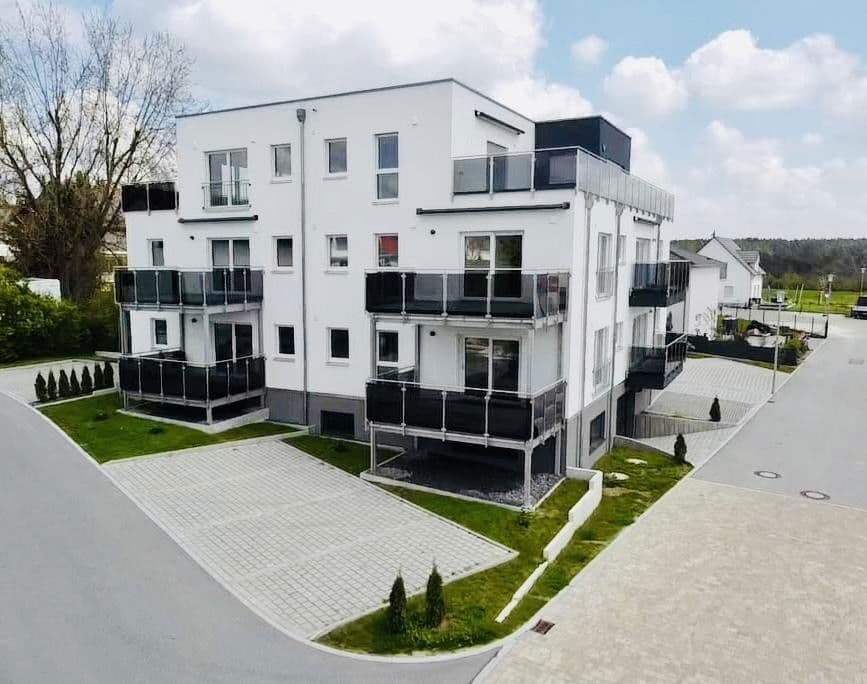 Predaj bytu 3-izbový 103 m², Meisenweg 8, Röttenbach, Bavorsko Predaj bytu 3-izbový 103 m², Meisenweg 8, Röttenbach, Bavorsko
