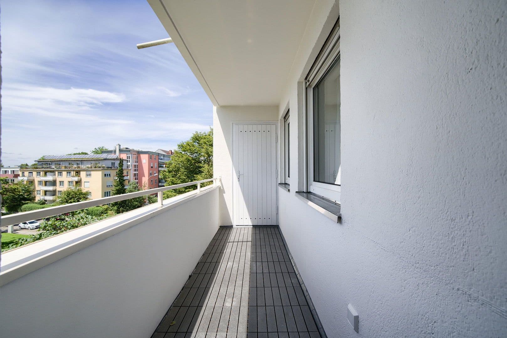 Prenájom bytu 5-izbový 85 m², München, Bavorsko Prenájom bytu 5-izbový 85 m², München, Bavorsko