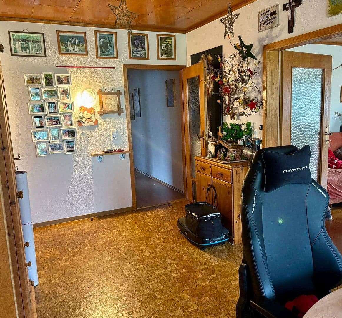 Predaj domu 142 m², pozemek 685 m², Hermann-Hesse-Straße 11, Linkenheim-Hochstetten, Bádensko-Wurttembersko Predaj domu 142 m², pozemek 685 m², Hermann-Hesse-Straße 11, Linkenheim-Hochstetten, Bádensko-Wurttembersko