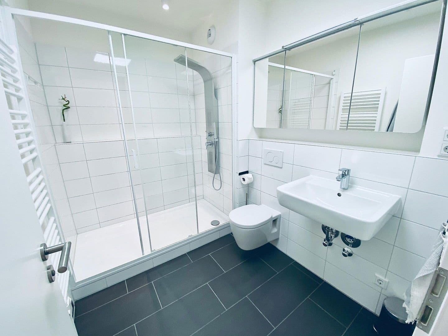 Prenájom bytu 2-izbový 58 m², Hamburg, Hamburg Prenájom bytu 2-izbový 58 m², Hamburg, Hamburg