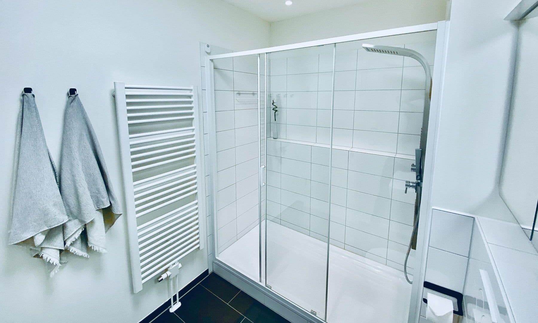 Prenájom bytu 2-izbový 58 m², Hamburg, Hamburg Prenájom bytu 2-izbový 58 m², Hamburg, Hamburg