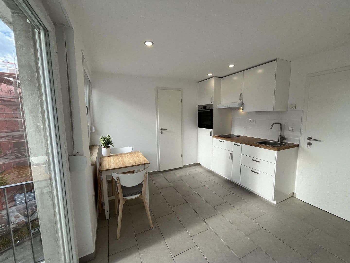 Prenájom bytu 2-izbový 28 m², Stuttgarter Str.18, Stuttgart, Bádensko-Wurttembersko Prenájom bytu 2-izbový 28 m², Stuttgarter Str.18, Stuttgart, Bádensko-Wurttembersko