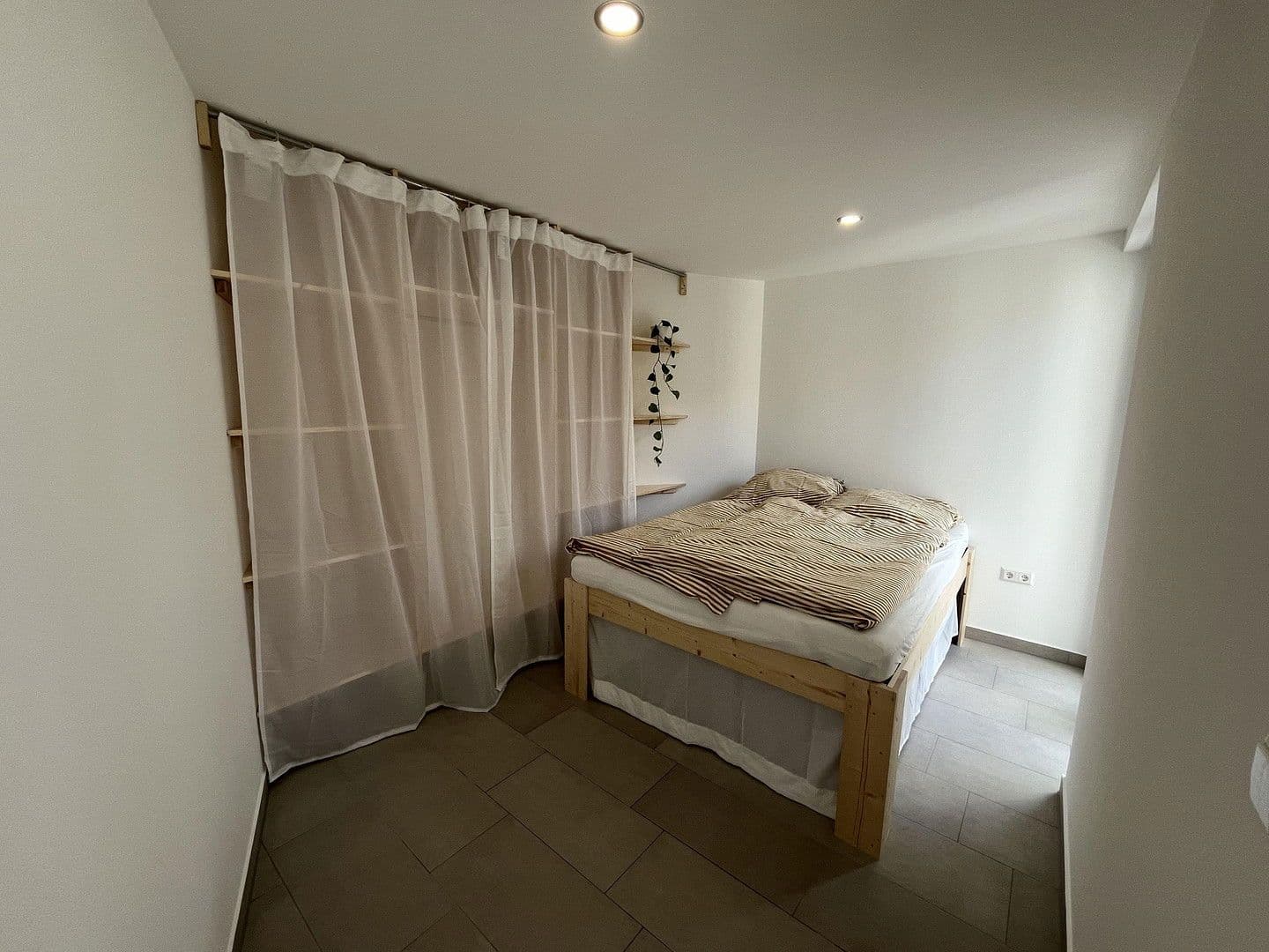 Prenájom bytu 2-izbový 28 m², Stuttgarter Str.18, Stuttgart, Bádensko-Wurttembersko Prenájom bytu 2-izbový 28 m², Stuttgarter Str.18, Stuttgart, Bádensko-Wurttembersko