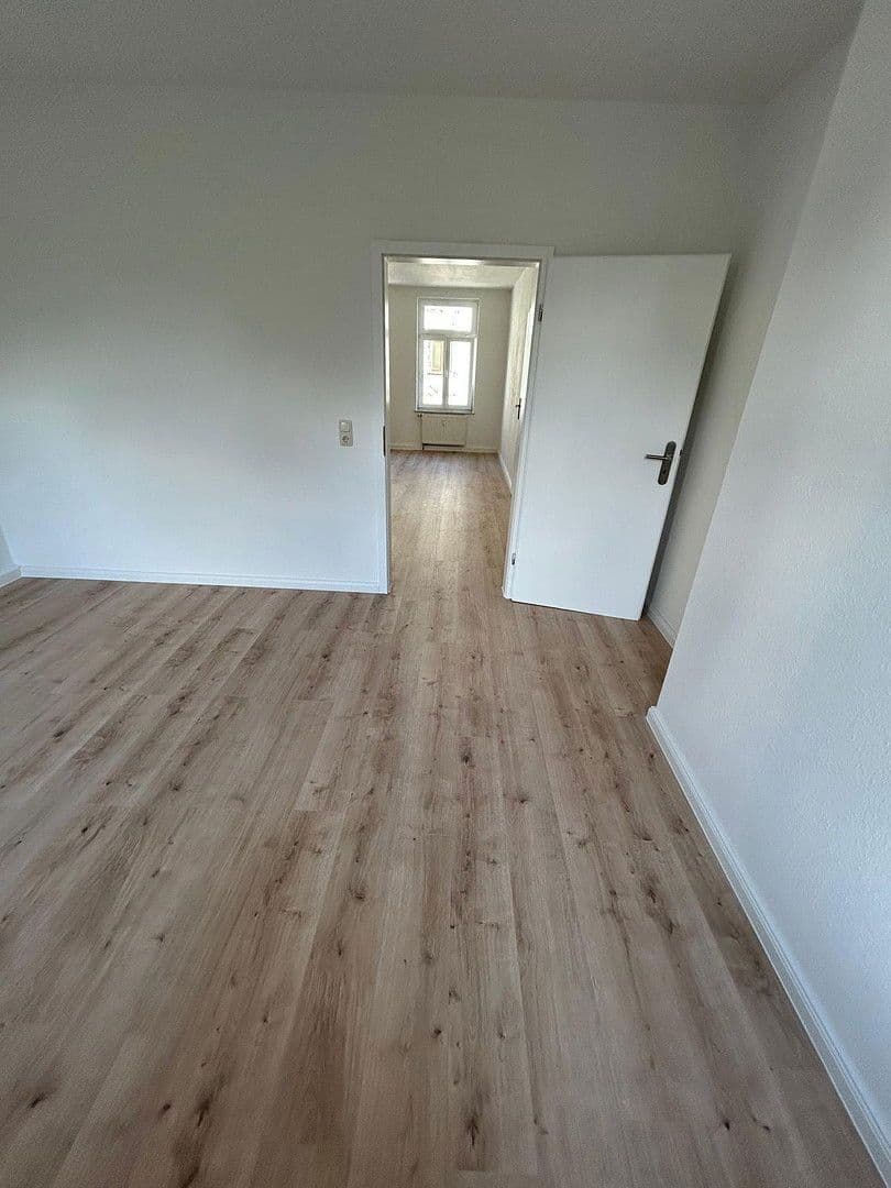 Prenájom bytu 2-izbový 57 m², Leipzig, Sasko Prenájom bytu 2-izbový 57 m², Leipzig, Sasko
