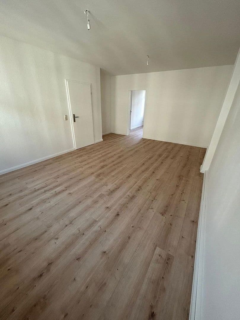 Prenájom bytu 2-izbový 57 m², Leipzig, Sasko Prenájom bytu 2-izbový 57 m², Leipzig, Sasko