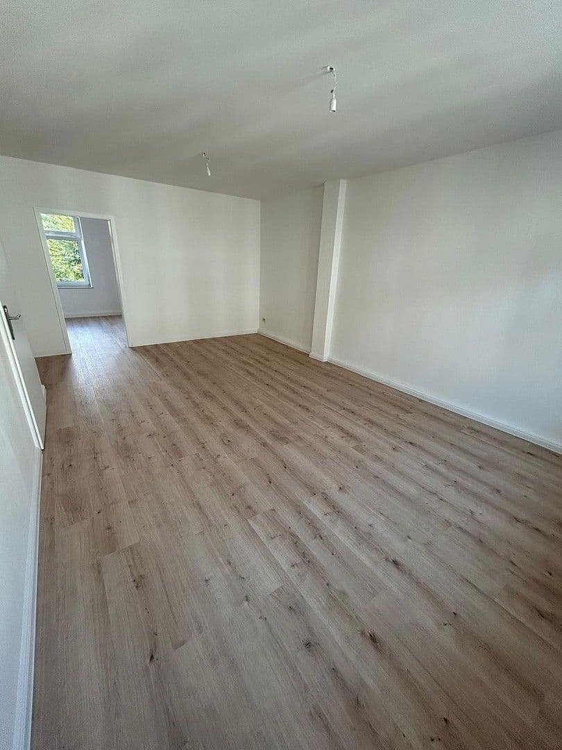 Prenájom bytu 2-izbový 57 m², Leipzig, Sasko Prenájom bytu 2-izbový 57 m², Leipzig, Sasko
