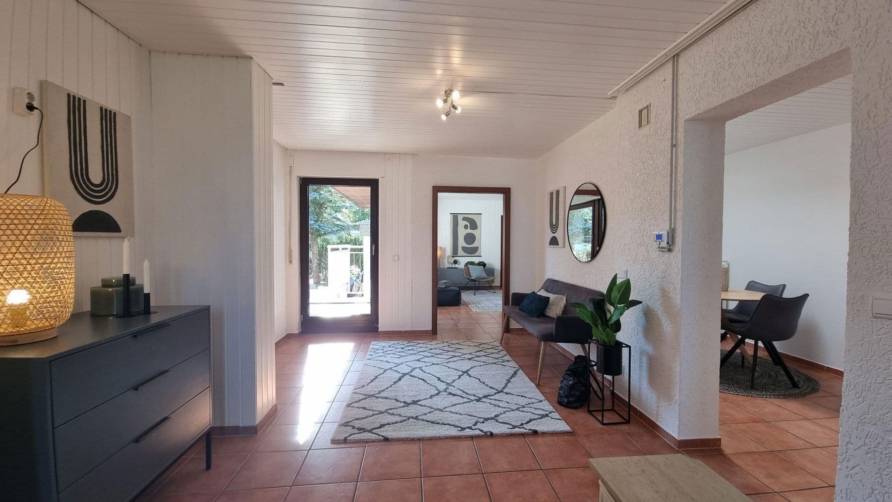 Predaj domu 207 m², pozemek 304 m², Ulmenweg 1/1, Mühlacker, Bádensko-Wurttembersko Predaj domu 207 m², pozemek 304 m², Ulmenweg 1/1, Mühlacker, Bádensko-Wurttembersko