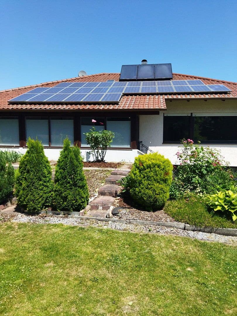 Predaj domu 200 m², pozemek 1.000 m², Loiching, Bavorsko Predaj domu 200 m², pozemek 1.000 m², Loiching, Bavorsko