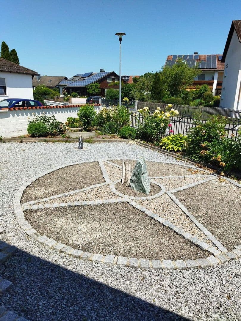 Predaj domu 200 m², pozemek 1.000 m², Loiching, Bavorsko Predaj domu 200 m², pozemek 1.000 m², Loiching, Bavorsko