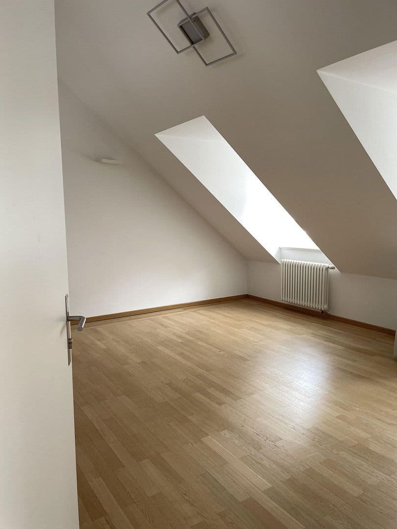 Prenájom kancelárie 414 m², München, Bavorsko Prenájom kancelárie 414 m², München, Bavorsko
