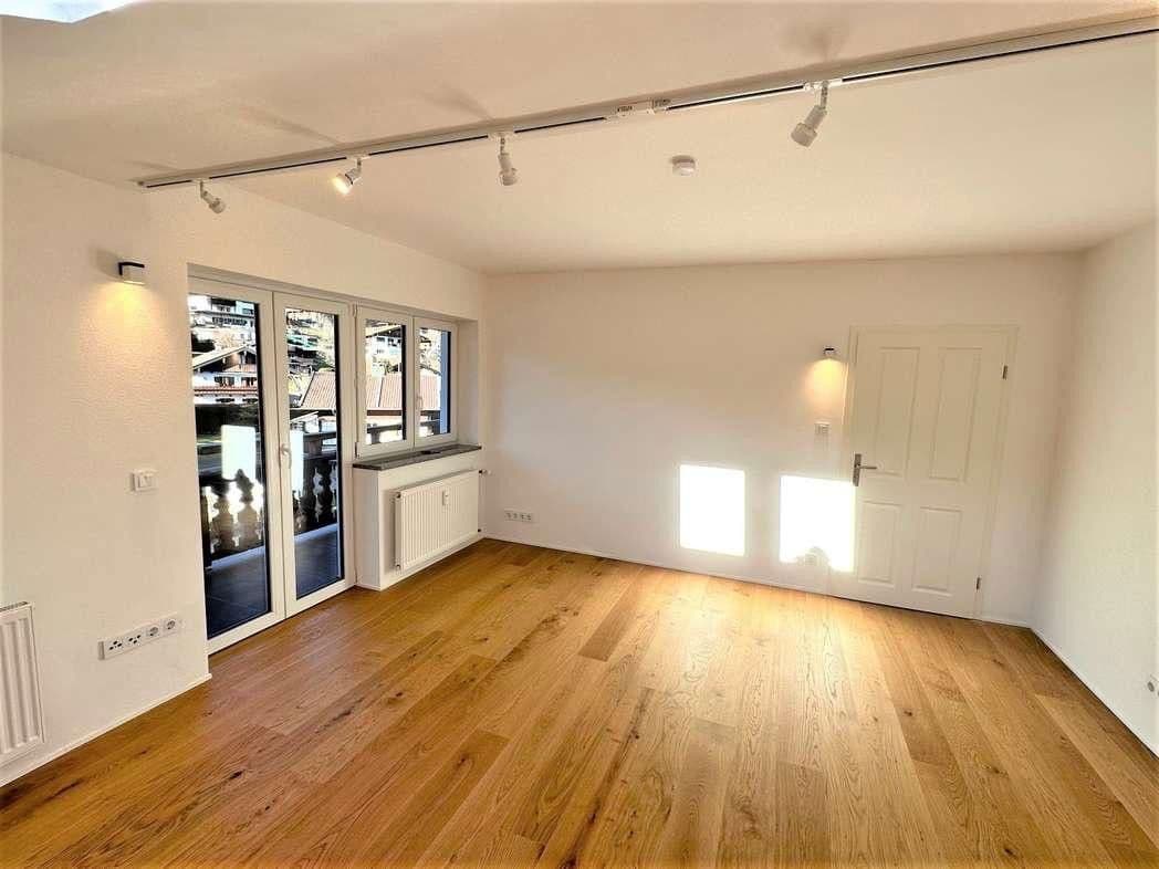 Prenájom bytu 3-izbový 75 m², auf Anfrage, Bad Wiessee, Bavorsko Prenájom bytu 3-izbový 75 m², auf Anfrage, Bad Wiessee, Bavorsko