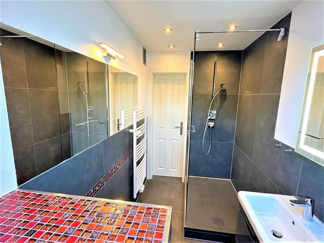 Prenájom bytu 3-izbový 75 m², auf Anfrage, Bad Wiessee, Bavorsko Prenájom bytu 3-izbový 75 m², auf Anfrage, Bad Wiessee, Bavorsko