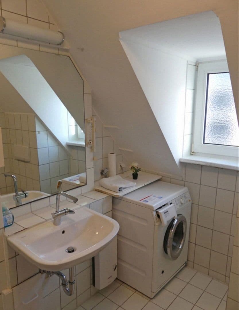 Prenájom bytu 3-izbový 59 m², Hohenzollernstraße 46, Koblenz, Porýnie-Falcko Prenájom bytu 3-izbový 59 m², Hohenzollernstraße 46, Koblenz, Porýnie-Falcko