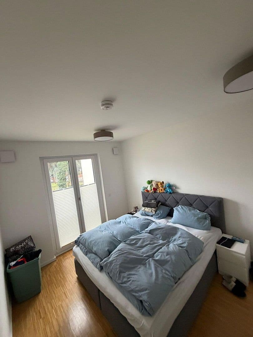 Prenájom bytu 2-izbový 45 m², Frankfurt am Main, Hesensko Prenájom bytu 2-izbový 45 m², Frankfurt am Main, Hesensko