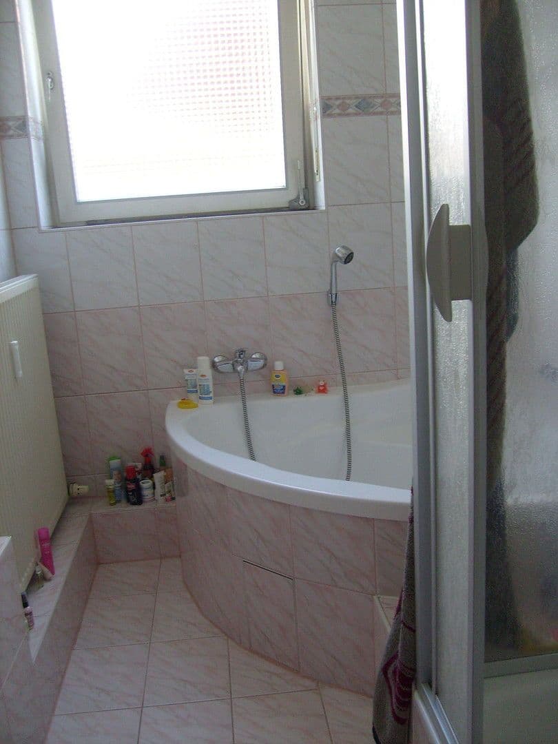 Prenájom bytu 40 m², Landau, Porýnie-Falcko Prenájom bytu 40 m², Landau, Porýnie-Falcko