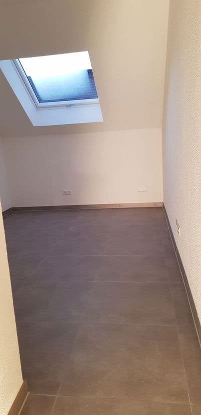 Prenájom bytu 4-izbový 110 m², Gartenstraße 20, Bad Rappenau, Bádensko-Wurttembersko Prenájom bytu 4-izbový 110 m², Gartenstraße 20, Bad Rappenau, Bádensko-Wurttembersko