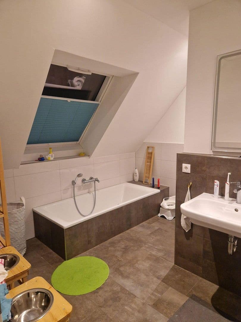 Prenájom domu 119 m², pozemek 400 m², Moorweg 3b, Hollenbek, Šlezvicko-Holštajnsko Prenájom domu 119 m², pozemek 400 m², Moorweg 3b, Hollenbek, Šlezvicko-Holštajnsko