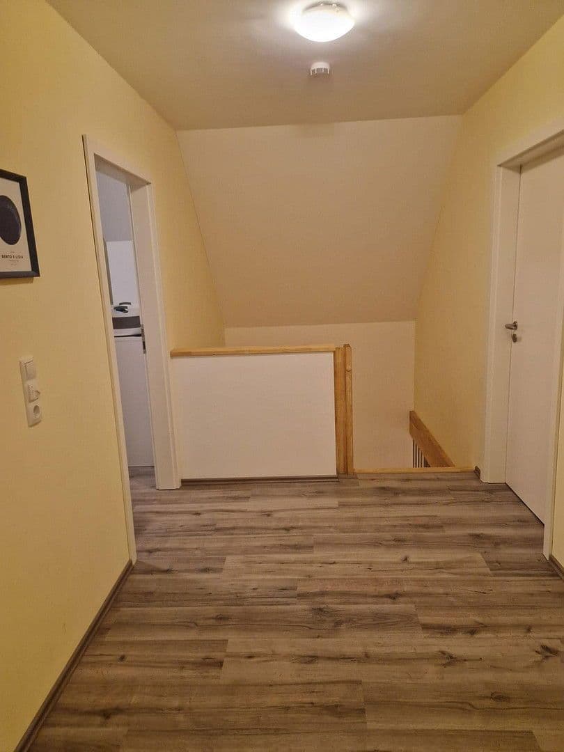 Prenájom domu 119 m², pozemek 400 m², Moorweg 3b, Hollenbek, Šlezvicko-Holštajnsko Prenájom domu 119 m², pozemek 400 m², Moorweg 3b, Hollenbek, Šlezvicko-Holštajnsko