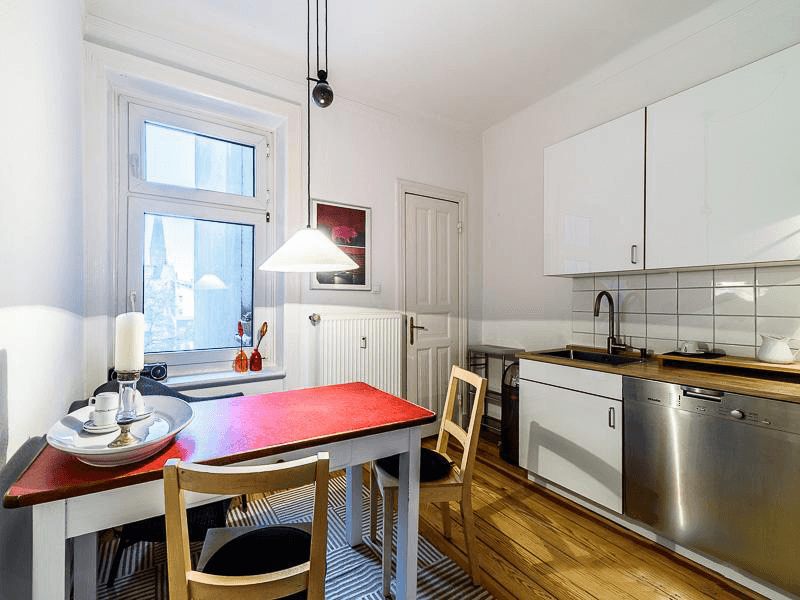 Prenájom bytu 2-izbový 45 m², Hamburg, Hamburg Prenájom bytu 2-izbový 45 m², Hamburg, Hamburg