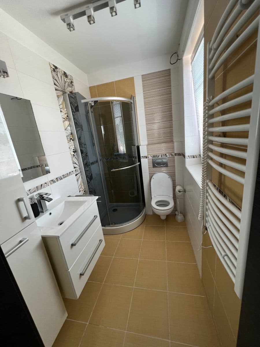 Predaj domu 220 m², pozemek 1.000 m², Vavřinecká, Kolín, Středočeský kraj Predaj domu 220 m², pozemek 1.000 m², Vavřinecká, Kolín, Středočeský kraj