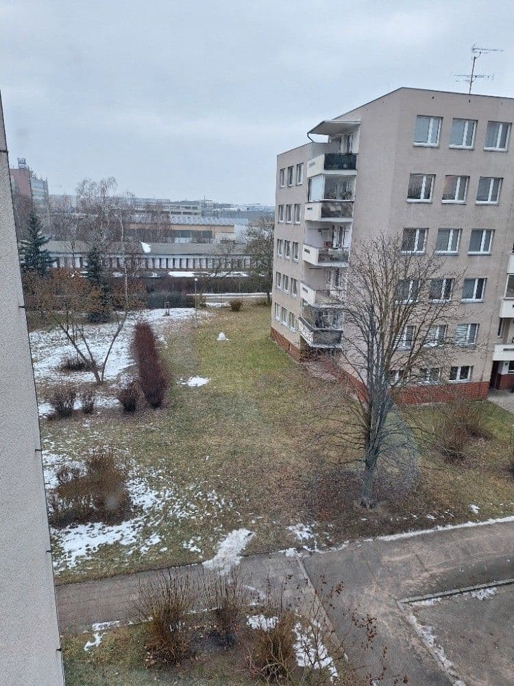 Prenájom bytu 3-izbový 84 m², Čajkovského, Hradec Králové, Královéhradecký kraj Prenájom bytu 3-izbový 84 m², Čajkovského, Hradec Králové, Královéhradecký kraj