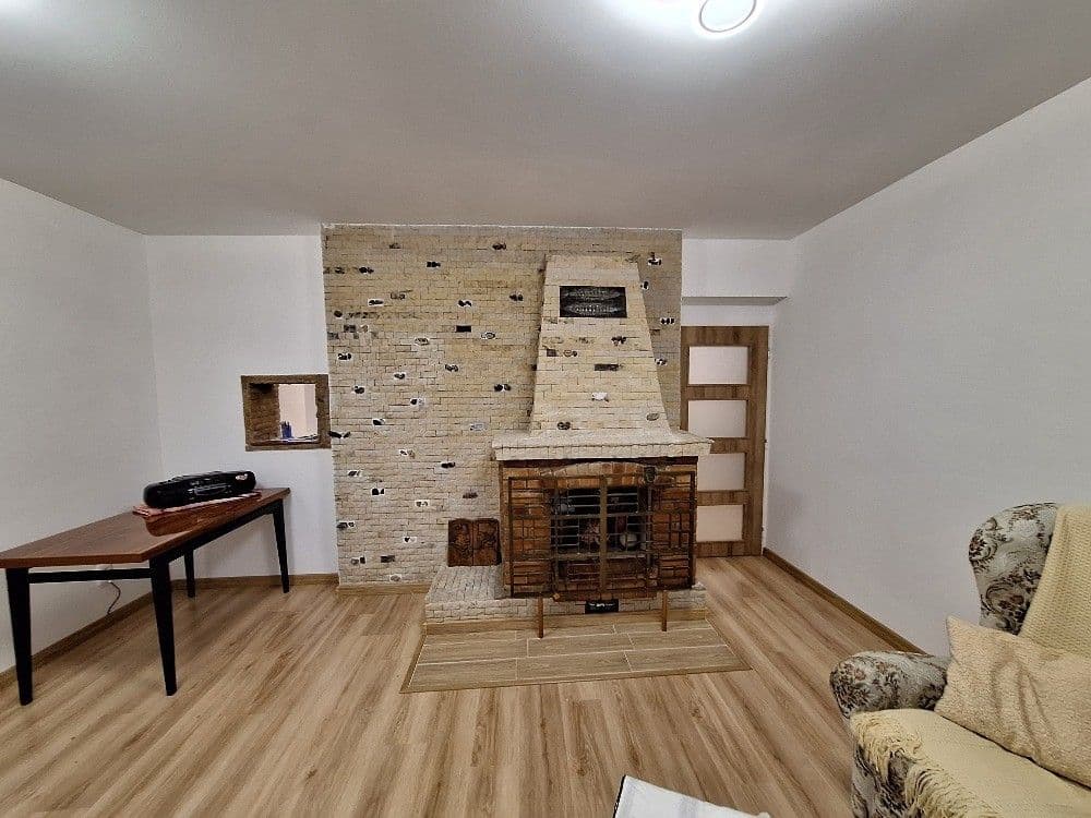 Prenájom bytu 3-izbový 84 m², Čajkovského, Hradec Králové, Královéhradecký kraj Prenájom bytu 3-izbový 84 m², Čajkovského, Hradec Králové, Královéhradecký kraj