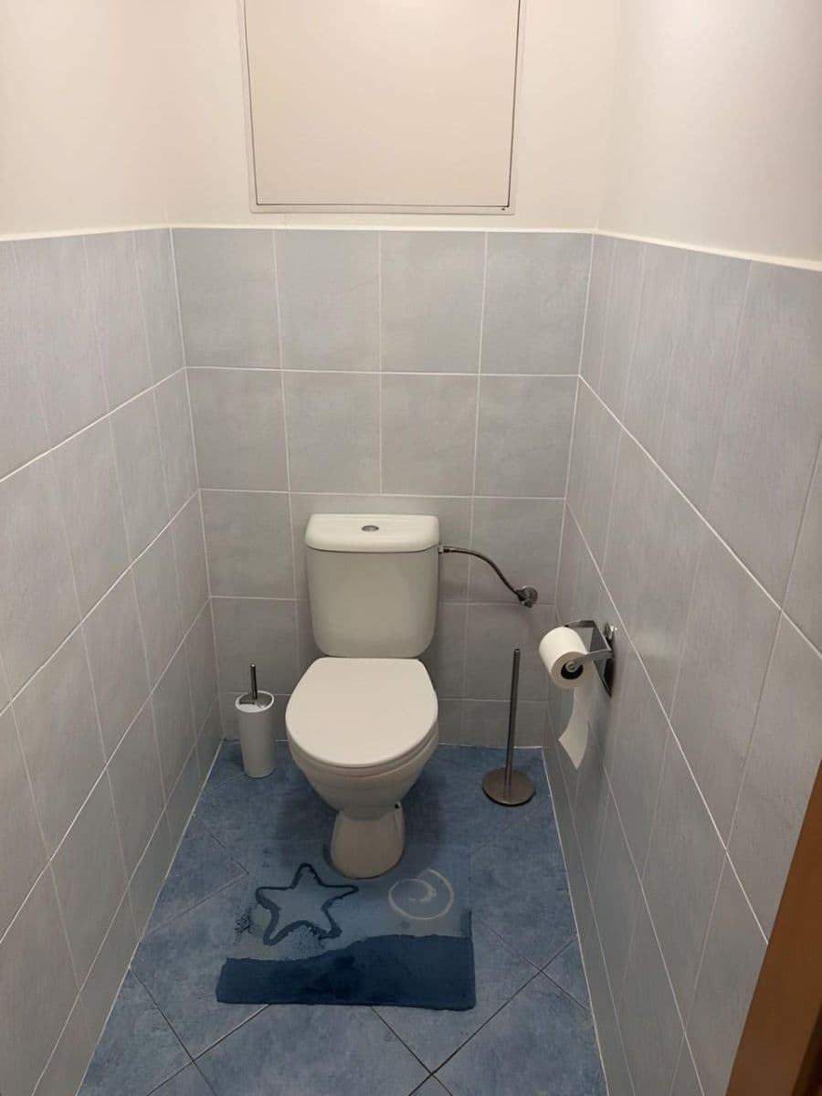 Prenájom bytu 2-izbový 53 m², Bratislavská, Praha, Praha Prenájom bytu 2-izbový 53 m², Bratislavská, Praha, Praha