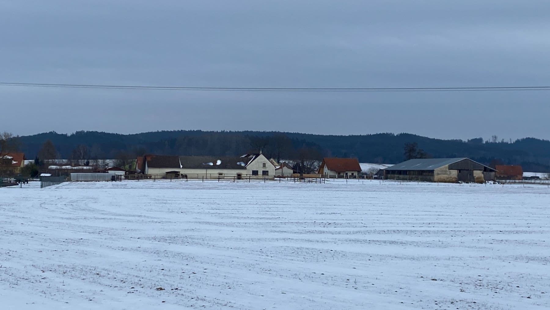 Predaj domu 1.577 m², pozemek 27.215 m², Pluhův Žďár, Jihočeský kraj Predaj domu 1.577 m², pozemek 27.215 m², Pluhův Žďár, Jihočeský kraj