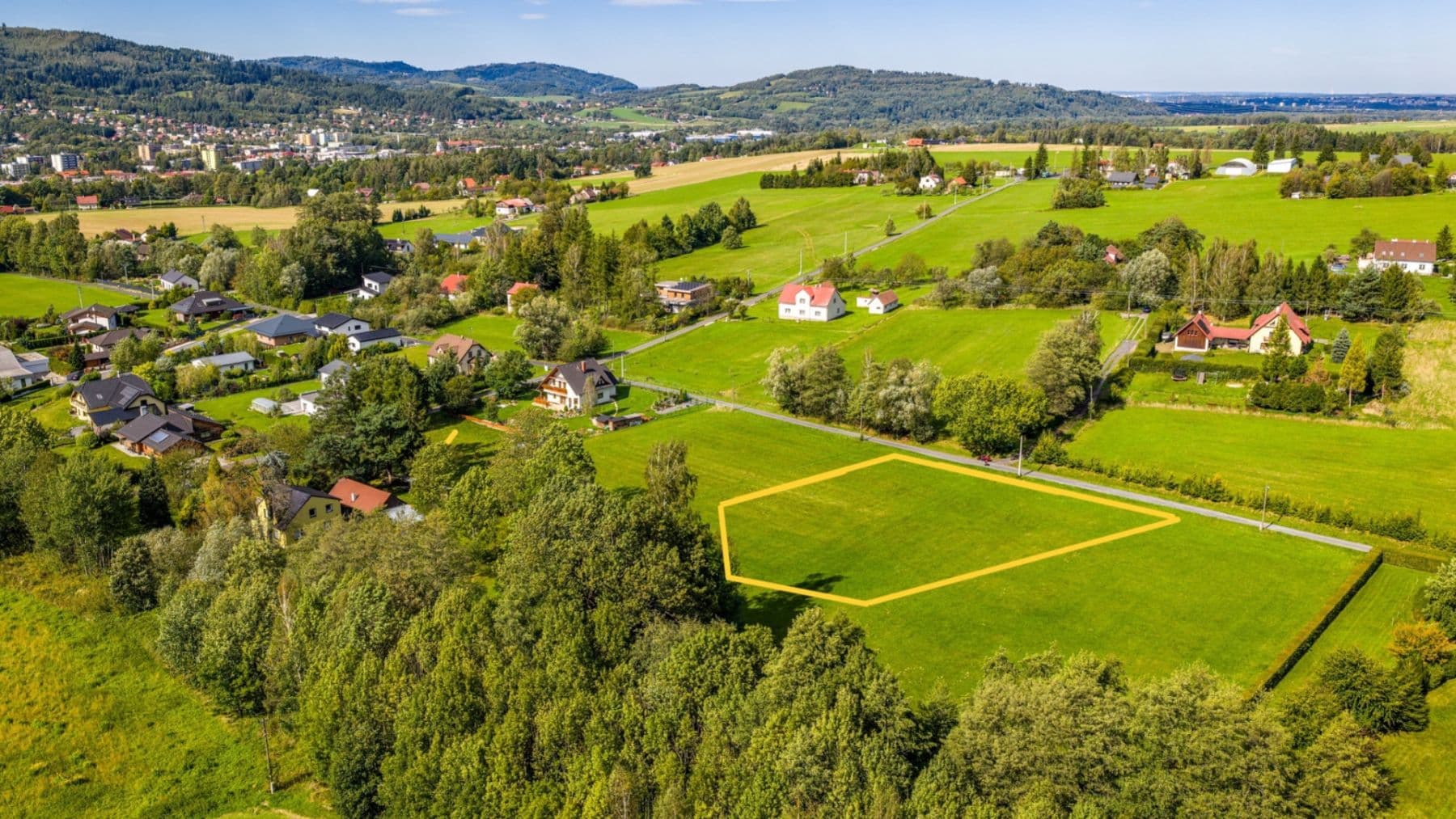 Predaj pozemku 2.350 m², Frýdlant nad Ostravicí, Moravskoslezský kraj Predaj pozemku 2.350 m², Frýdlant nad Ostravicí, Moravskoslezský kraj