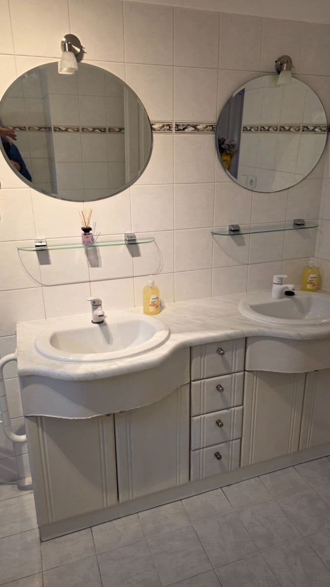 Prenájom domu 365 m², pozemek 600 m², V Březinkách, Praha, Praha Prenájom domu 365 m², pozemek 600 m², V Březinkách, Praha, Praha