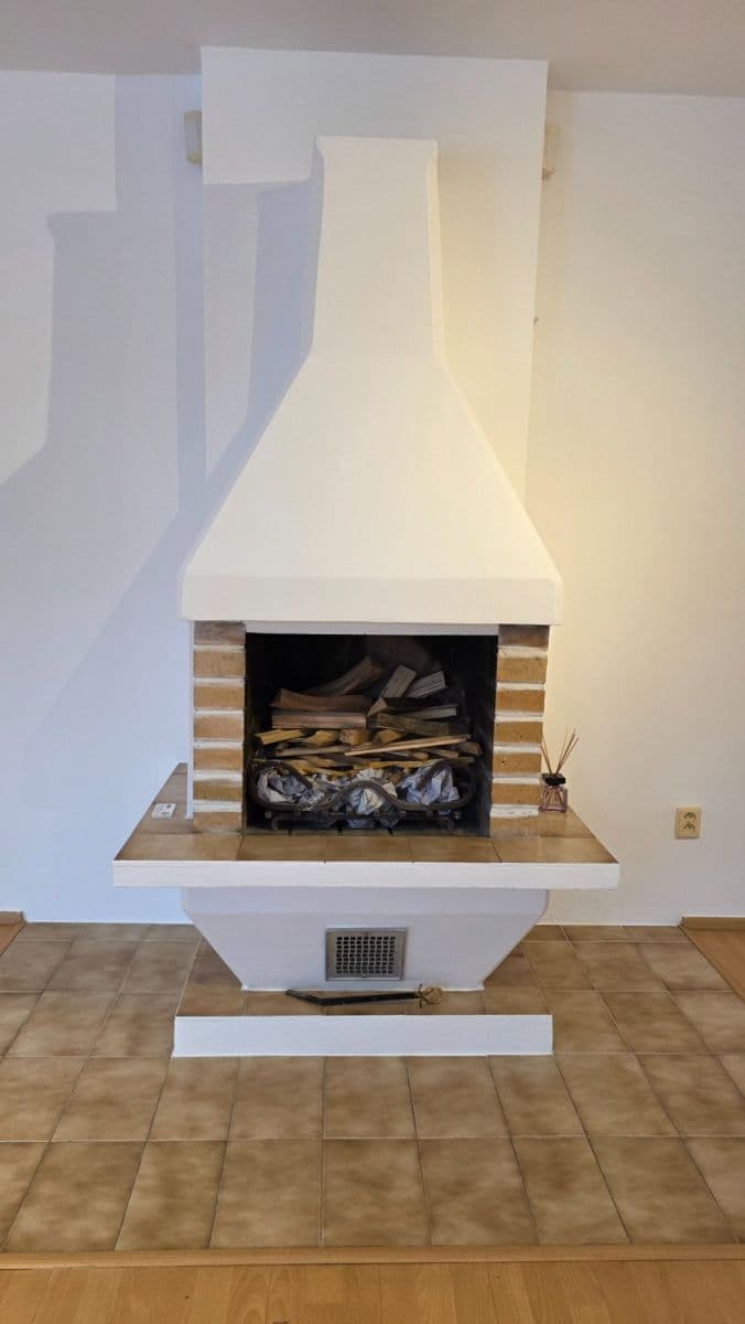 Prenájom domu 365 m², pozemek 600 m², V Březinkách, Praha, Praha Prenájom domu 365 m², pozemek 600 m², V Březinkách, Praha, Praha