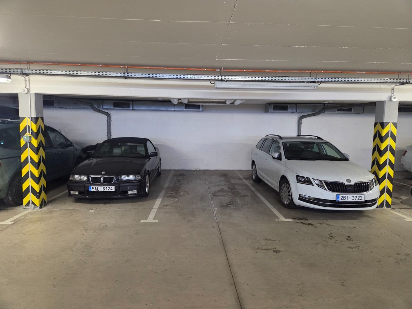 Prenájom garáže 25 m², Přírodní, Brno, Jihomoravský kraj Prenájom garáže 25 m², Přírodní, Brno, Jihomoravský kraj