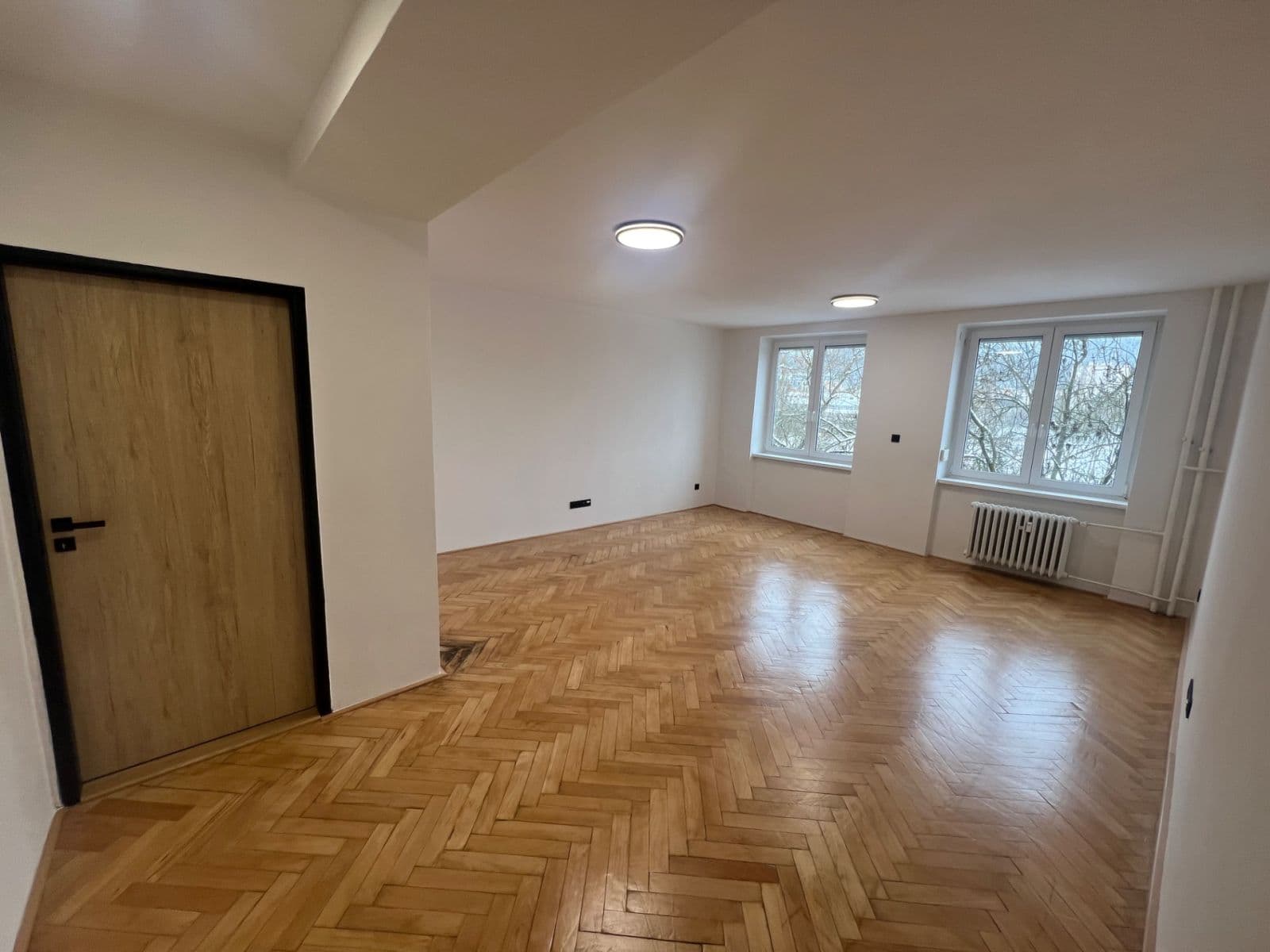 Prenájom bytu 3-izbový 73 m², Šmeralova, Karlovy Vary, Karlovarský kraj Prenájom bytu 3-izbový 73 m², Šmeralova, Karlovy Vary, Karlovarský kraj