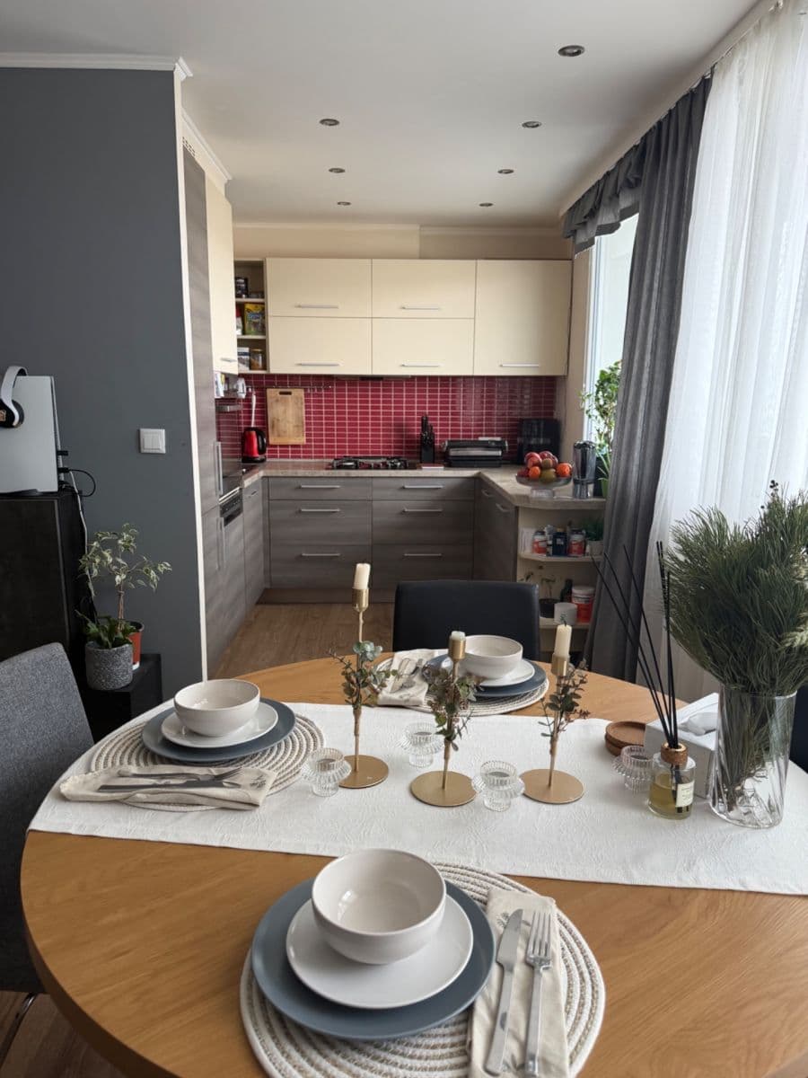 Predaj bytu 3-izbový 88 m², Žižkova, Slaný, Středočeský kraj Predaj bytu 3-izbový 88 m², Žižkova, Slaný, Středočeský kraj