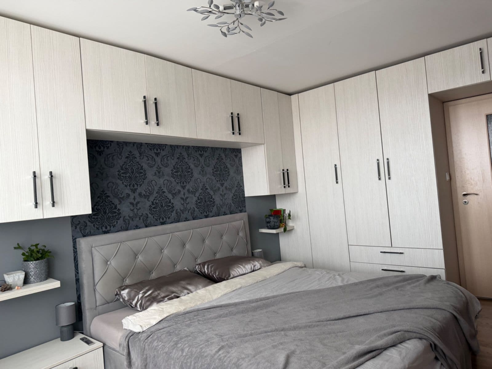 Predaj bytu 3-izbový 88 m², Žižkova, Slaný, Středočeský kraj Predaj bytu 3-izbový 88 m², Žižkova, Slaný, Středočeský kraj