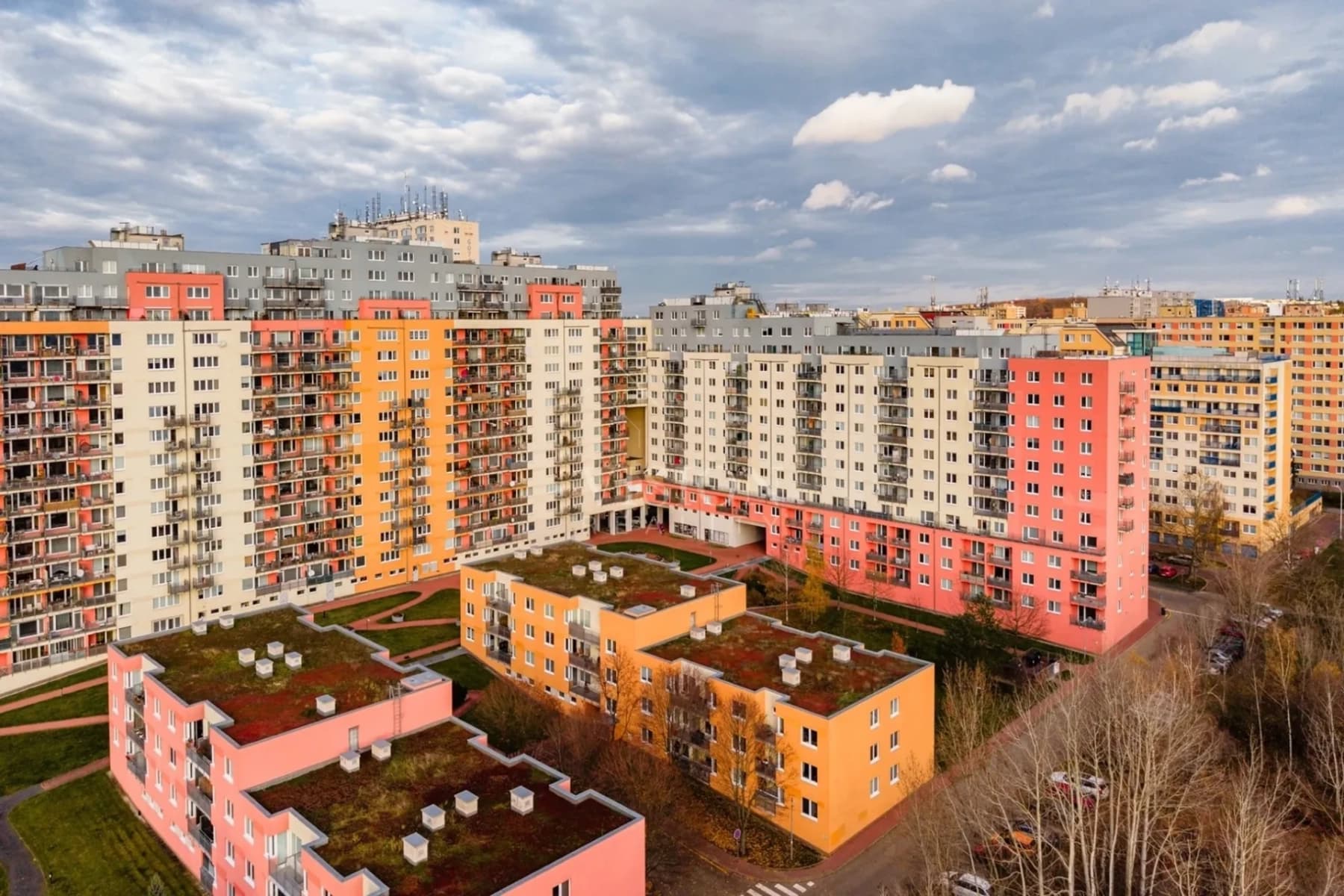 Prenájom garáže 16 m², Praha, Praha Prenájom garáže 16 m², Praha, Praha