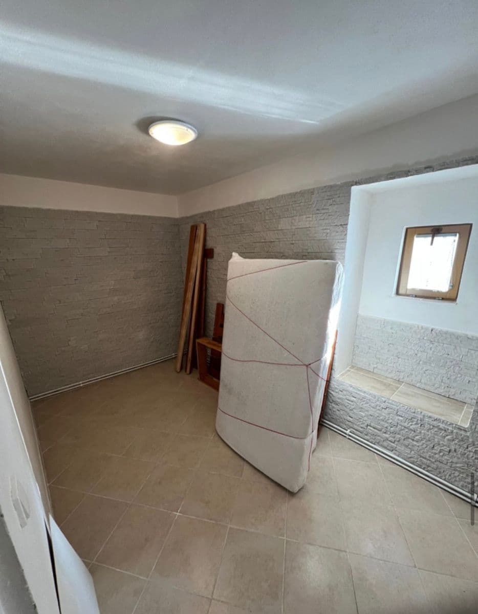 Prenájom domu 60 m², pozemek 119 m², nám. Pod Martinem, Kostelec nad Labem, Středočeský kraj Prenájom domu 60 m², pozemek 119 m², nám. Pod Martinem, Kostelec nad Labem, Středočeský kraj