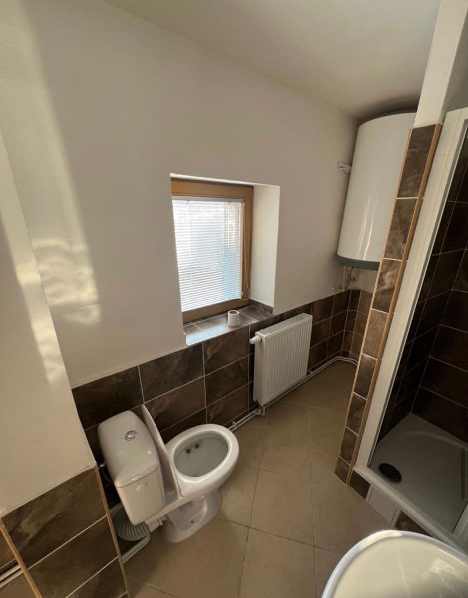 Prenájom domu 60 m², pozemek 119 m², nám. Pod Martinem, Kostelec nad Labem, Středočeský kraj Prenájom domu 60 m², pozemek 119 m², nám. Pod Martinem, Kostelec nad Labem, Středočeský kraj