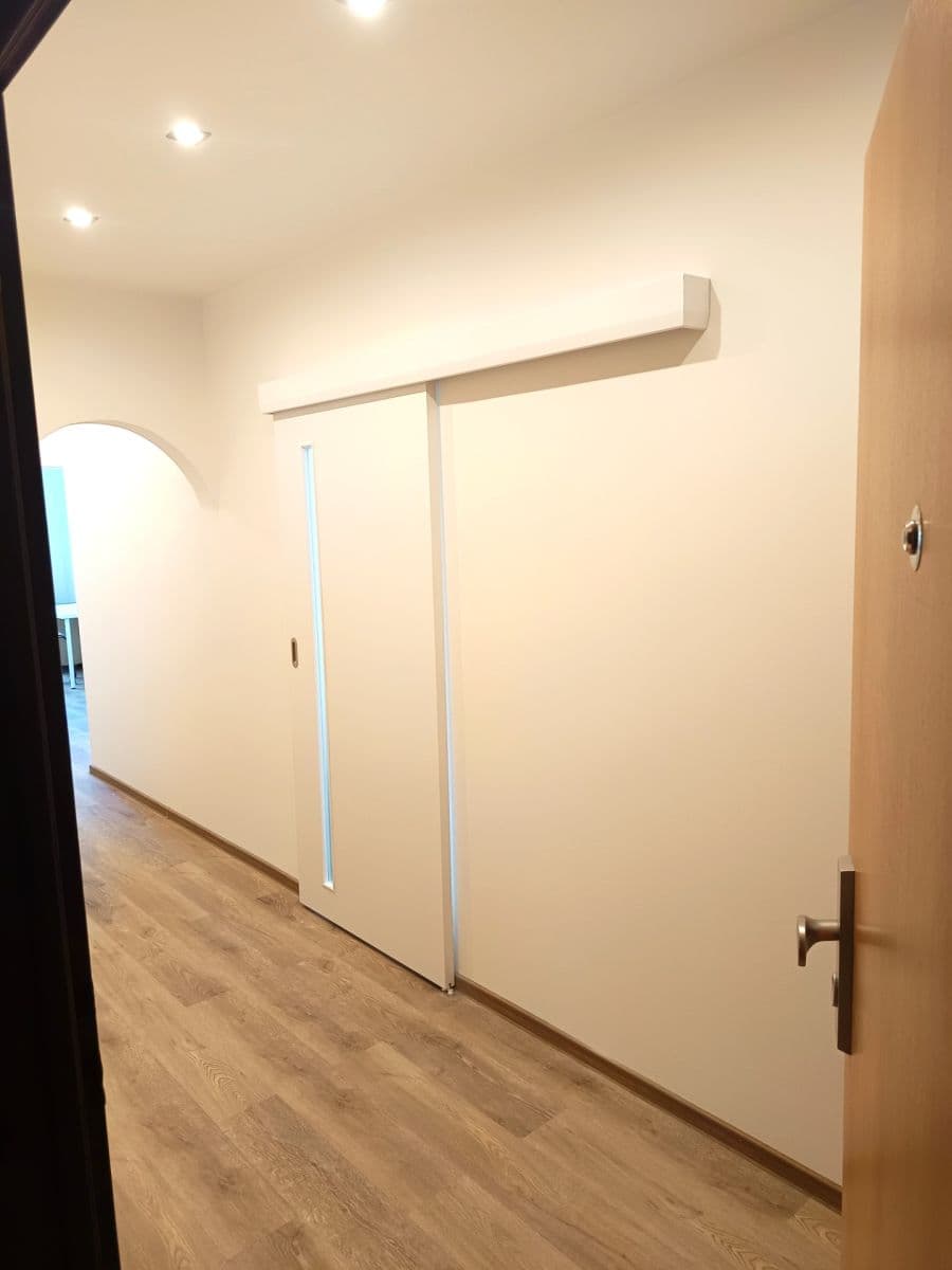 Prenájom bytu 3-izbový 78 m², Štěpařská, Praha, Praha Prenájom bytu 3-izbový 78 m², Štěpařská, Praha, Praha