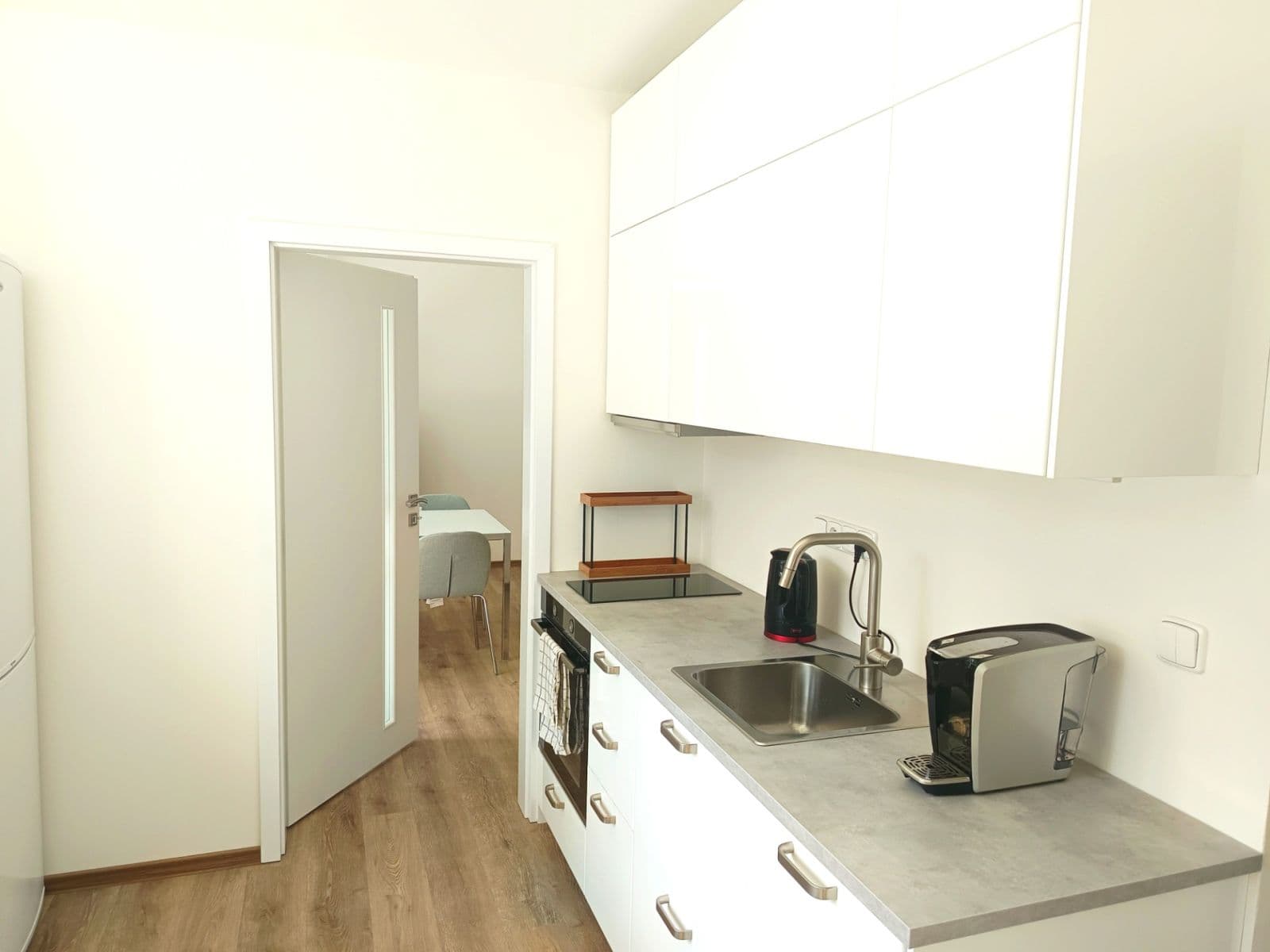 Prenájom bytu 3-izbový 78 m², Štěpařská, Praha, Praha Prenájom bytu 3-izbový 78 m², Štěpařská, Praha, Praha