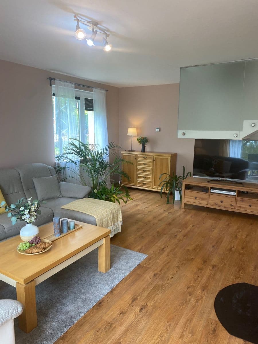 Predaj domu 200 m², pozemek 1.283 m², Boční, Nučice, Středočeský kraj Predaj domu 200 m², pozemek 1.283 m², Boční, Nučice, Středočeský kraj