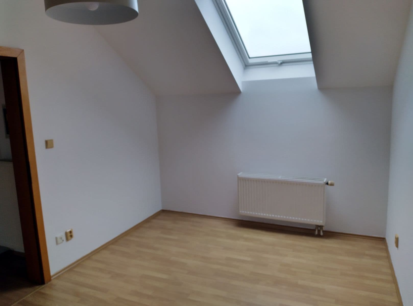 Prenájom bytu 3-izbový 100 m², Neklanova, Praha, Praha Prenájom bytu 3-izbový 100 m², Neklanova, Praha, Praha